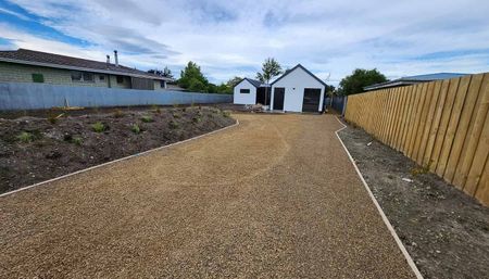 Charming 4BR Amberley Haven - $570/week - Photo 5