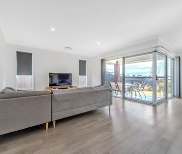 Luxury Villa in The Boulevard - Photo 1