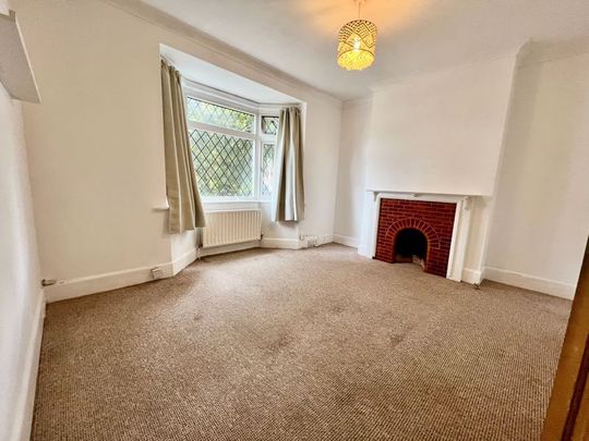 Clive Road, Bournemouth - Photo 1