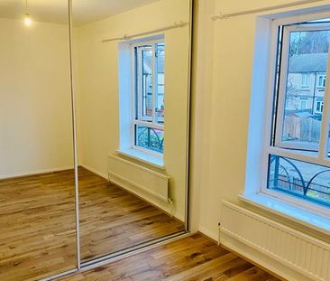 2 Bed Terraced House, Radley Court, SE16 - Photo 4