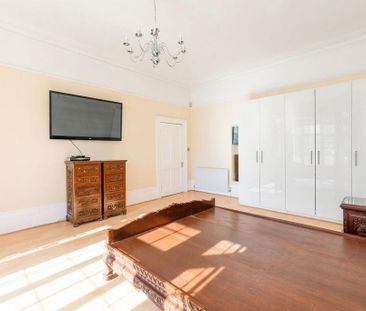 3 bedroom ground floor flat to rent - Photo 5