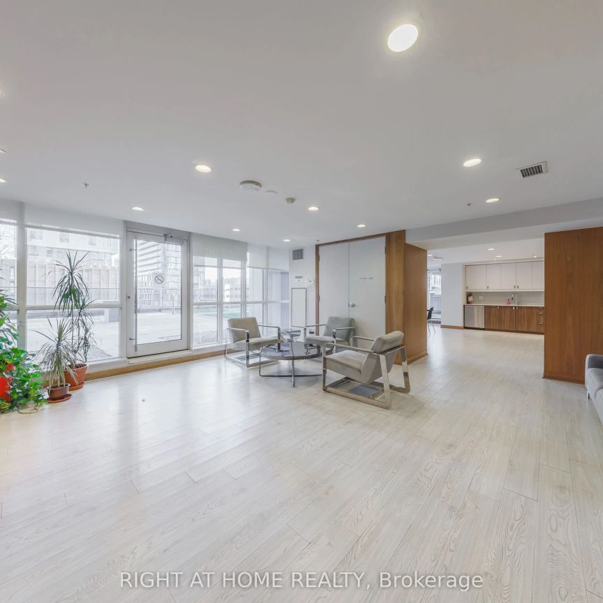 295 Adelaide Street W #501 - Photo 1