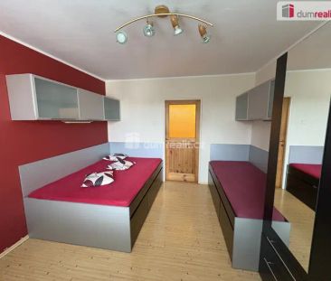 pronájem již zrekonstruovaného, plně vybaveného bytu 3+1 s dvěma ba... - Fotografie 4