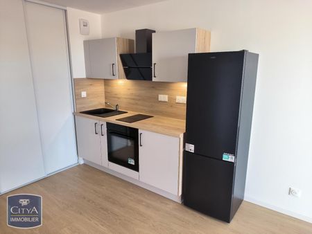 Location Appartement 2 pièces 42m² CHALLANS 85300 - Photo 2