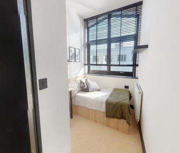 1 bedroom in a house share to rent - Photo 3