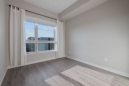 For Lease - 340 Plains Road Unit# 611, Burlington, Ontario - Photo 3