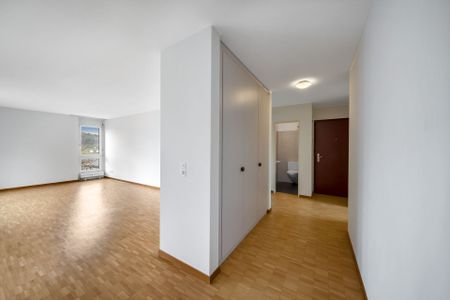 Generous apartment in a central location – limited until 31.03.2028! - Photo 3