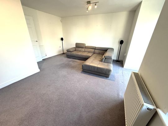 4 bedroom terraced house to rent - Photo 1