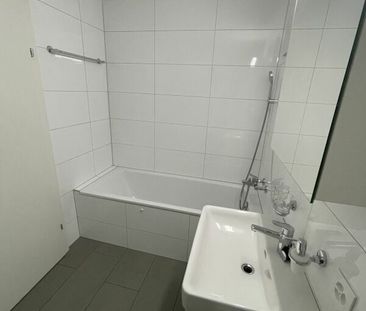 modern apartment in quiet location - Photo 4