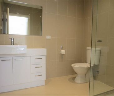 5/256 Waiora Road, Macleod - Photo 3