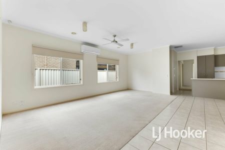 Clean and well presented Lakeside three bedroom home - Photo 3