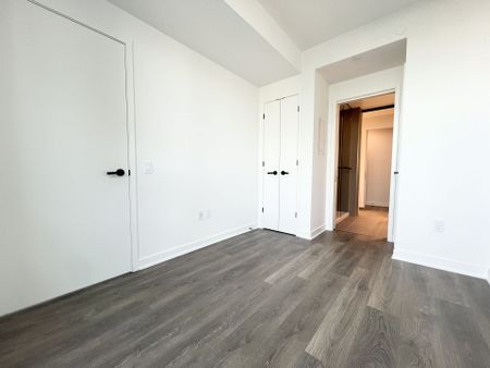 For Lease - 55 Charles Street Unit# 2601, Toronto, Ontario - Photo 3