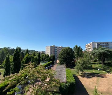 ENTIEREMENT MEUBLE Appartement Tassin La Demi Lune 3 pièce(s) 68.60 m2 - Photo 2