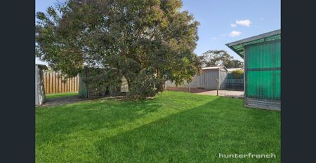 IDEAL LOCATION IN LAVERTON - Photo 2