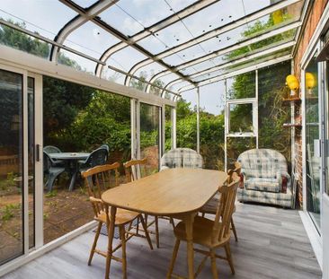 4 bedroom terraced house to rent - Photo 1