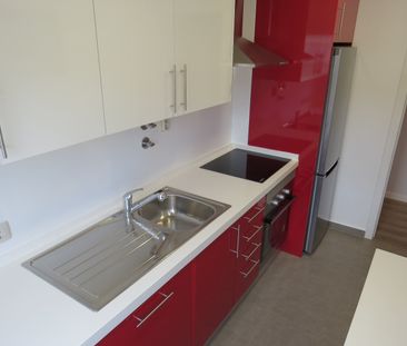 T1 Remodelado no Junqueiro (Carcavelos) | 2º Andar | Perto da Praia... - Photo 3