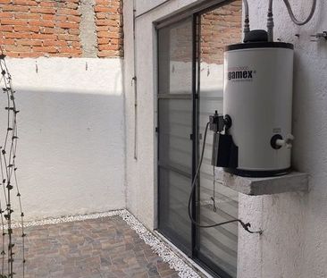 Renta de departamento amueblado en PLANTA BAJA cerca Tec de Monterr... - Photo 5
