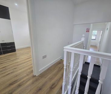5 bed terraced house to rent in Erskine Road, London, E17 - Photo 6