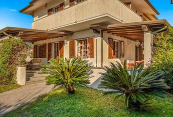 Via Allende, 50, Forte dei Marmi, Tuscany 55042