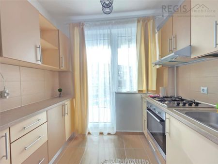 Garsoniera Tractoru langa Coresi cu loc de parcare - Fotografie 4