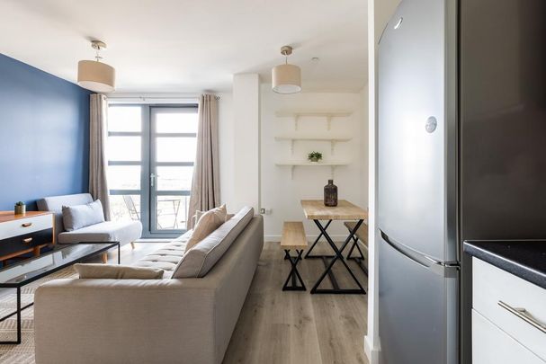 1 bedroom flat to rent - Photo 1