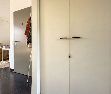 Appartement te huur in Elsene voor € 1.100 met 1 slaapkamer - Photo 6
