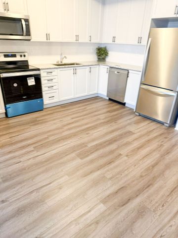 For Lease - 1573 Rose Way Unit# 132, Milton, Ontario - Photo 3