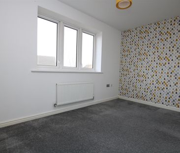 3 bed Town House for let - Photo 5