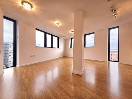 Mann Island, Liverpool - Photo 3