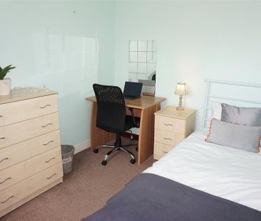 3 bedroom terraced house to rent - Photo 3