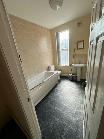 12 Bexley Terrace - Photo 3