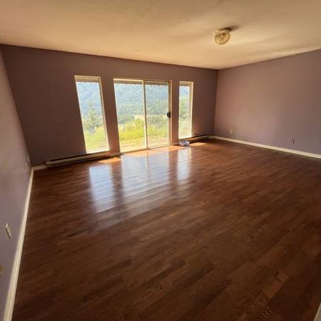 3+DEN/3BA Super Private Mountain 27ACRES in Hope - Photo 3