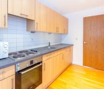 1 bedroom flat to rent - Photo 4