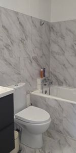 Location Appartement 1 pièce 25m² - Photo 3