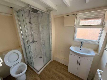 Ashenfield Farm, Canterbury, CT4 - Photo 5