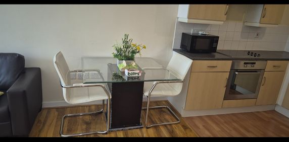 1 Bed Flat, Ebbett Court, W3 - Photo 2