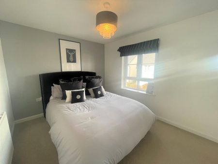 3 bedroom semi-detached house to rent - Photo 5