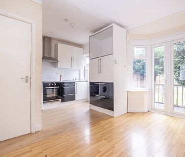 4 bedroom house to rent - Photo 1