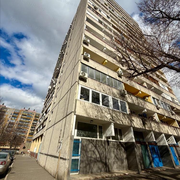 Kiadó átlagos állapotú panel lakás - Budapest VIII. kerület - Fotó 1