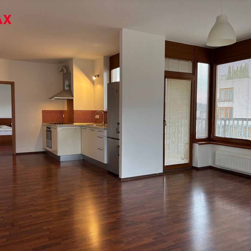 Pronájem bytu 2+kk v osobním vlastnictví 56 m², Praha 5 - Smíchov - Fotografie 1