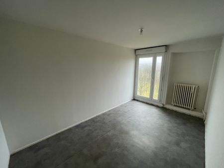 Location - Appartement T4 - 76 m² - Audincourt - Photo 3