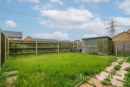 3 bedroom detached house to rent - Photo 2