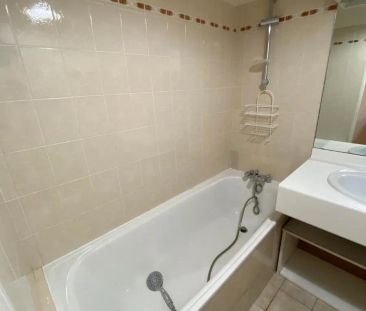 Appartement à louer 2 pièces 51m² - Photo 6