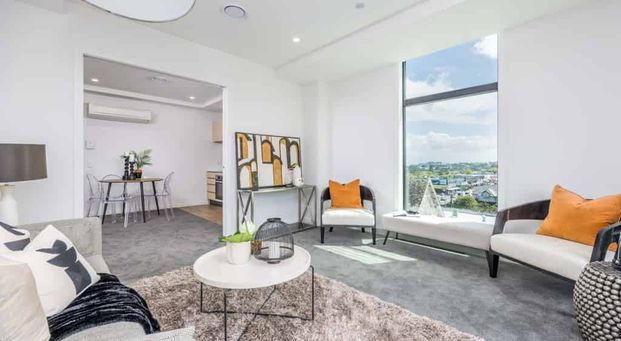 Luxury Living - Photo 1