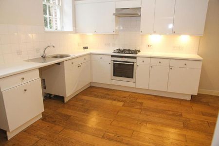 2 bedroom terraced house to rent - Photo 2