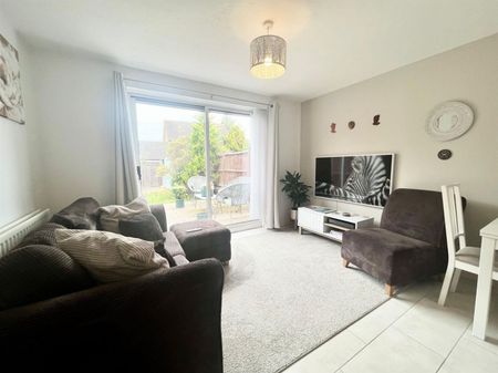 2 Bedroom House To Let - Photo 4
