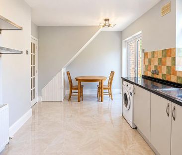 3 bedroom semi-detached house to rent - Photo 6