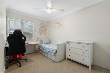 8/10 Playfair Road, Mount Colah NSW 2079 - Townhouse For Rent | Domain - Photo 4