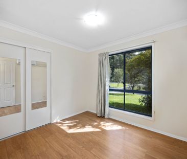 Great Family Home with Large Shed - Photo 2