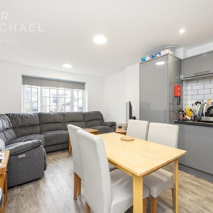 5 bedroom apartment to rent - Photo 1